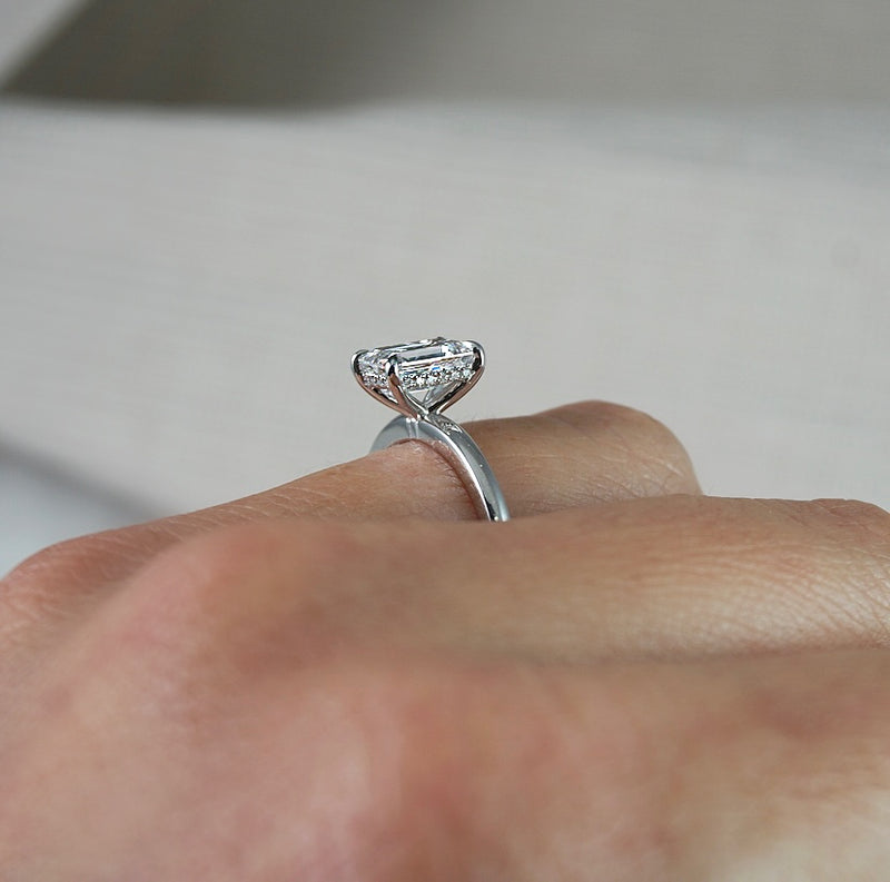 1.0 Carats Lab Grown Diamond Emerald Shape E-VS1 Solitaire Engagement Ring