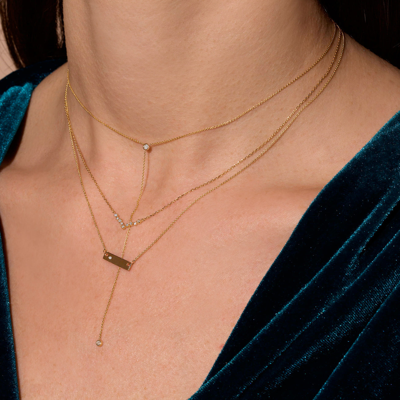 0.04 Carats Round Shape Moissanite Stars Necklace