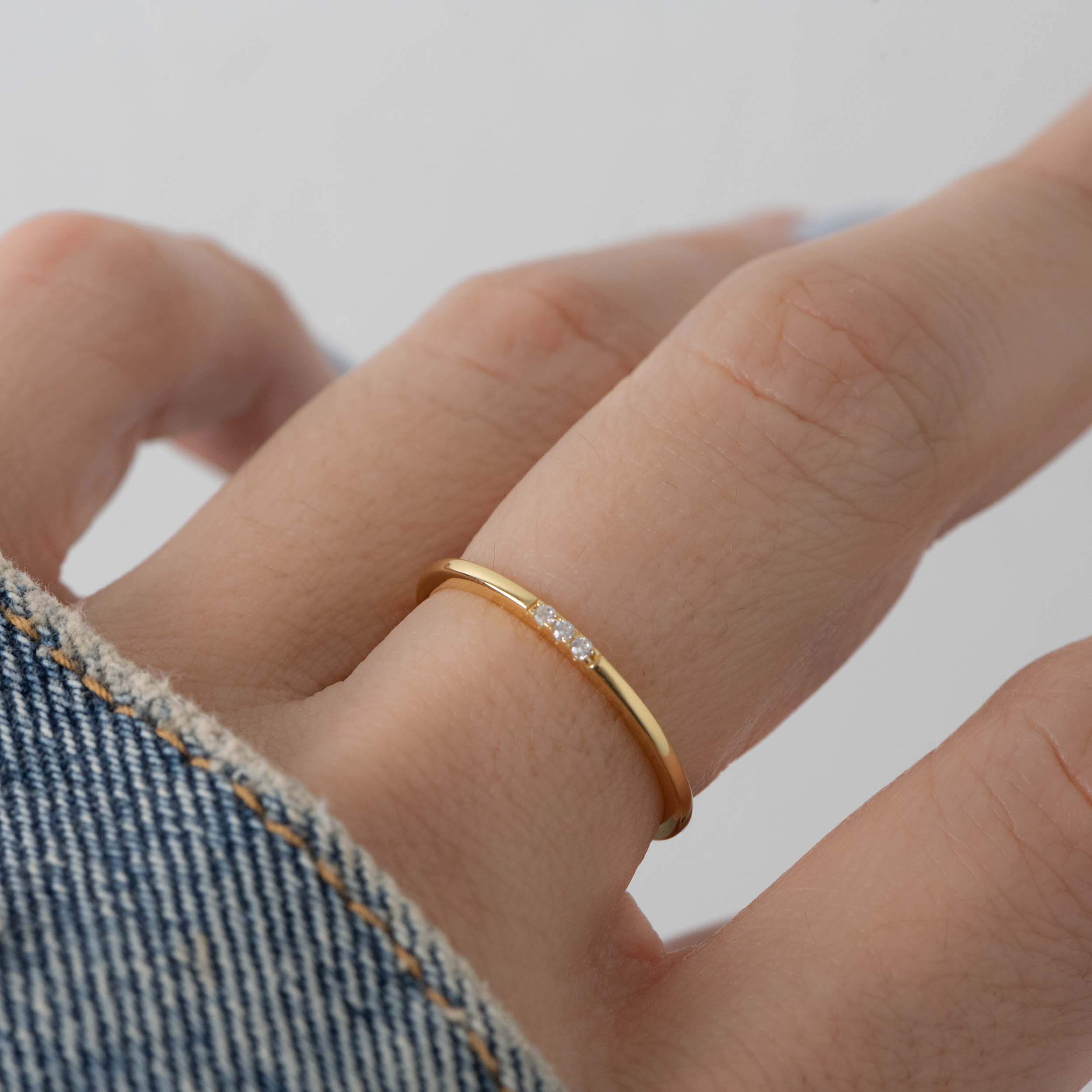 0.08 Carats Moissanite Round Shape Minimalist Wedding Band