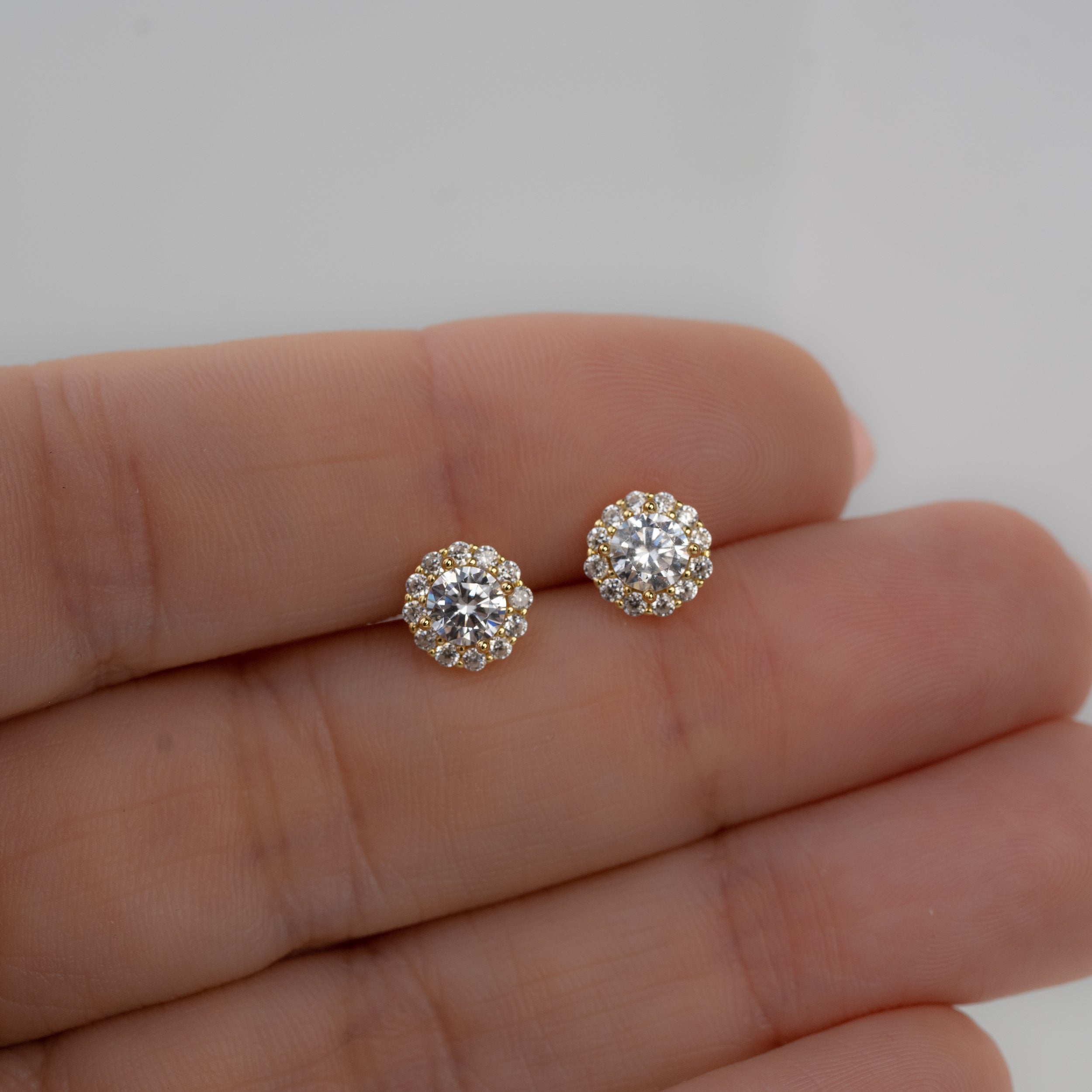 0.50 TCW Round Shape Moissanite Diamond Halo Studs Earrings