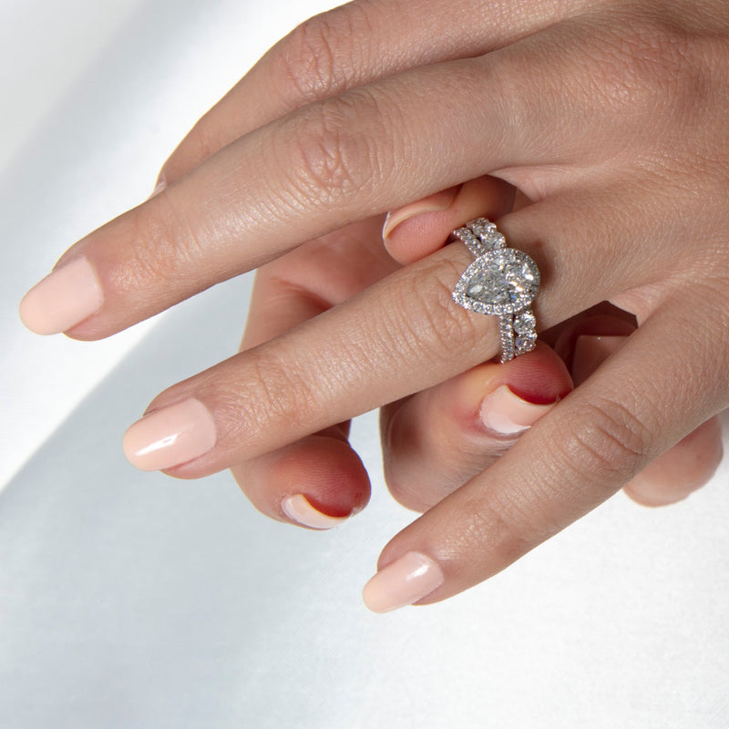 2.0 Carats Lab Grown Diamond Pear Shape E-VS1 Halo & Pave Engagement Ring